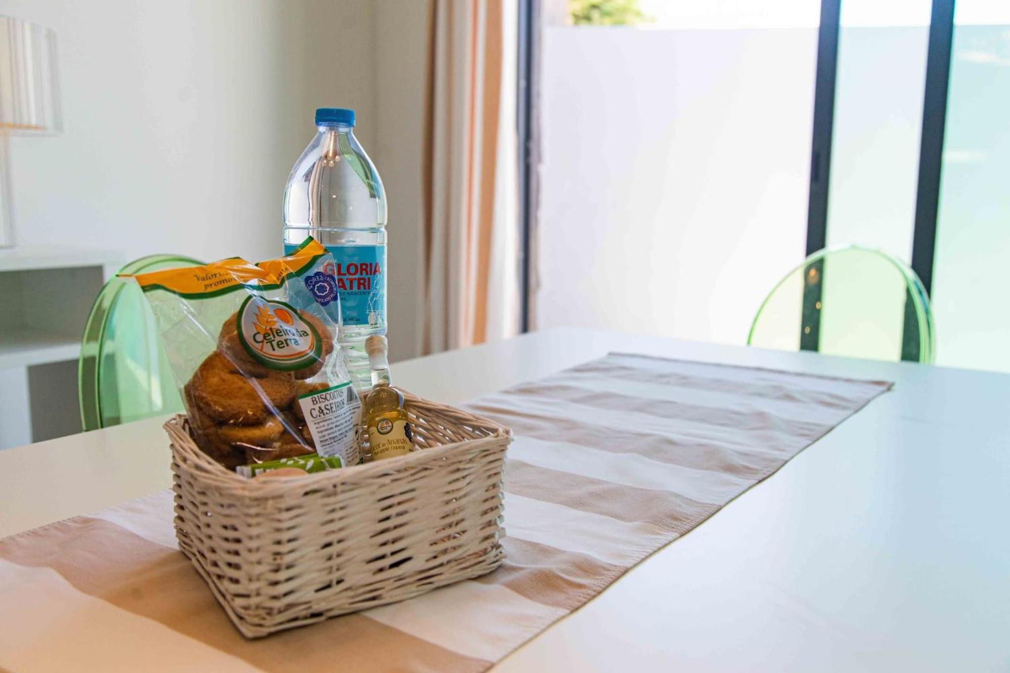 Mosteiros Beach House Extérieur photo