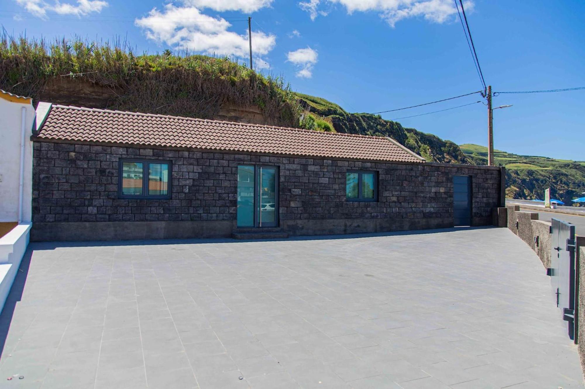 Mosteiros Beach House Extérieur photo
