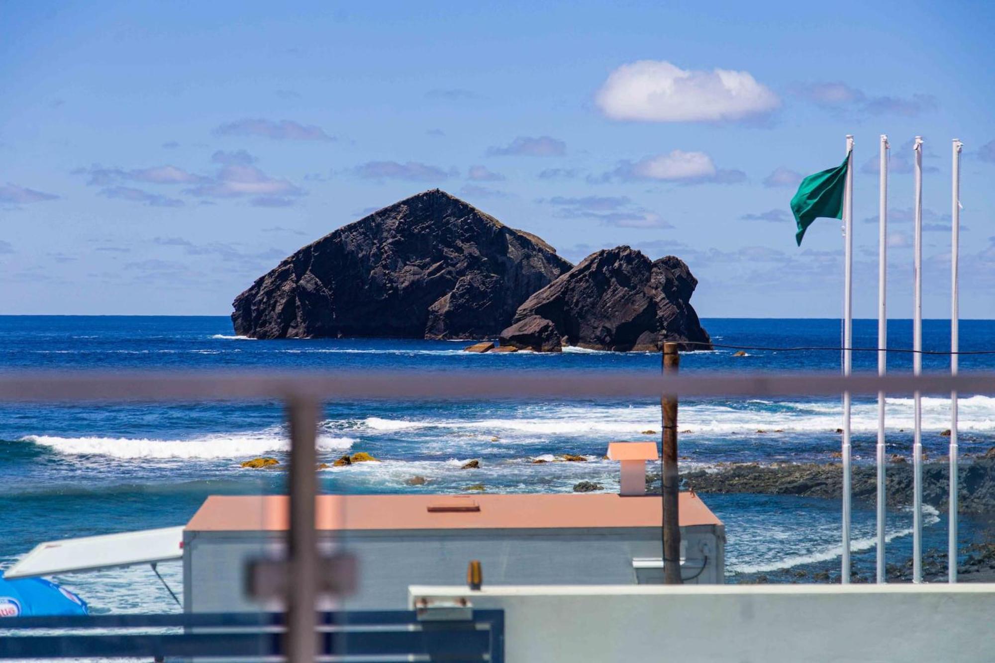 Mosteiros Beach House Extérieur photo