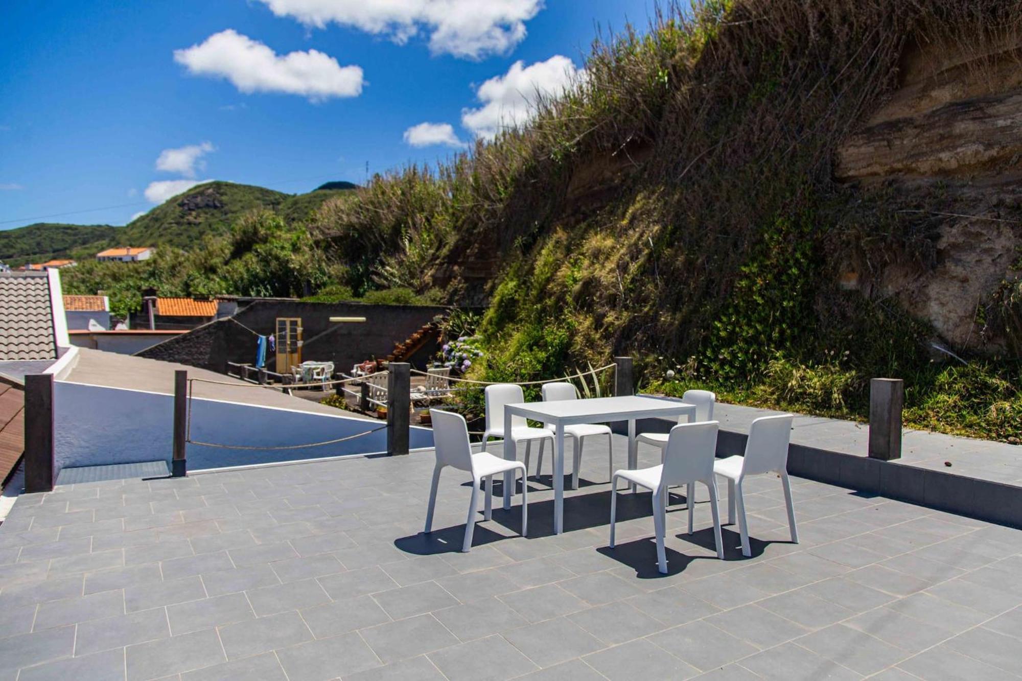Mosteiros Beach House Extérieur photo
